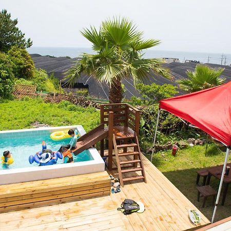 Jeju Sunflower Pension Согвипхо Экстерьер фото