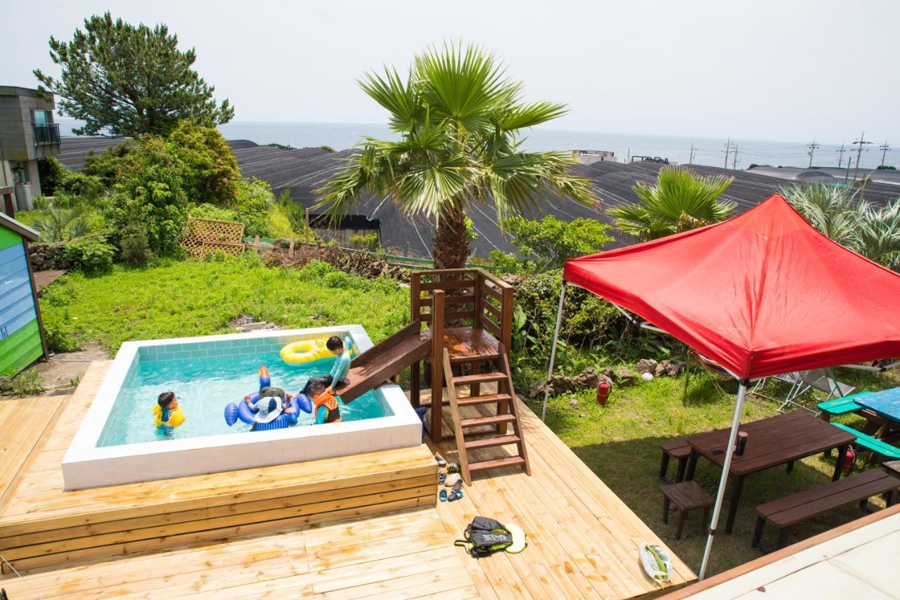Jeju Sunflower Pension Согвипхо Экстерьер фото
