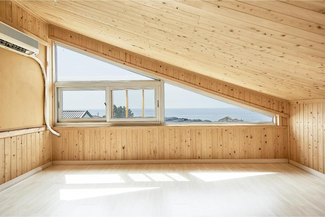 Jeju Sunflower Pension Согвипхо Экстерьер фото